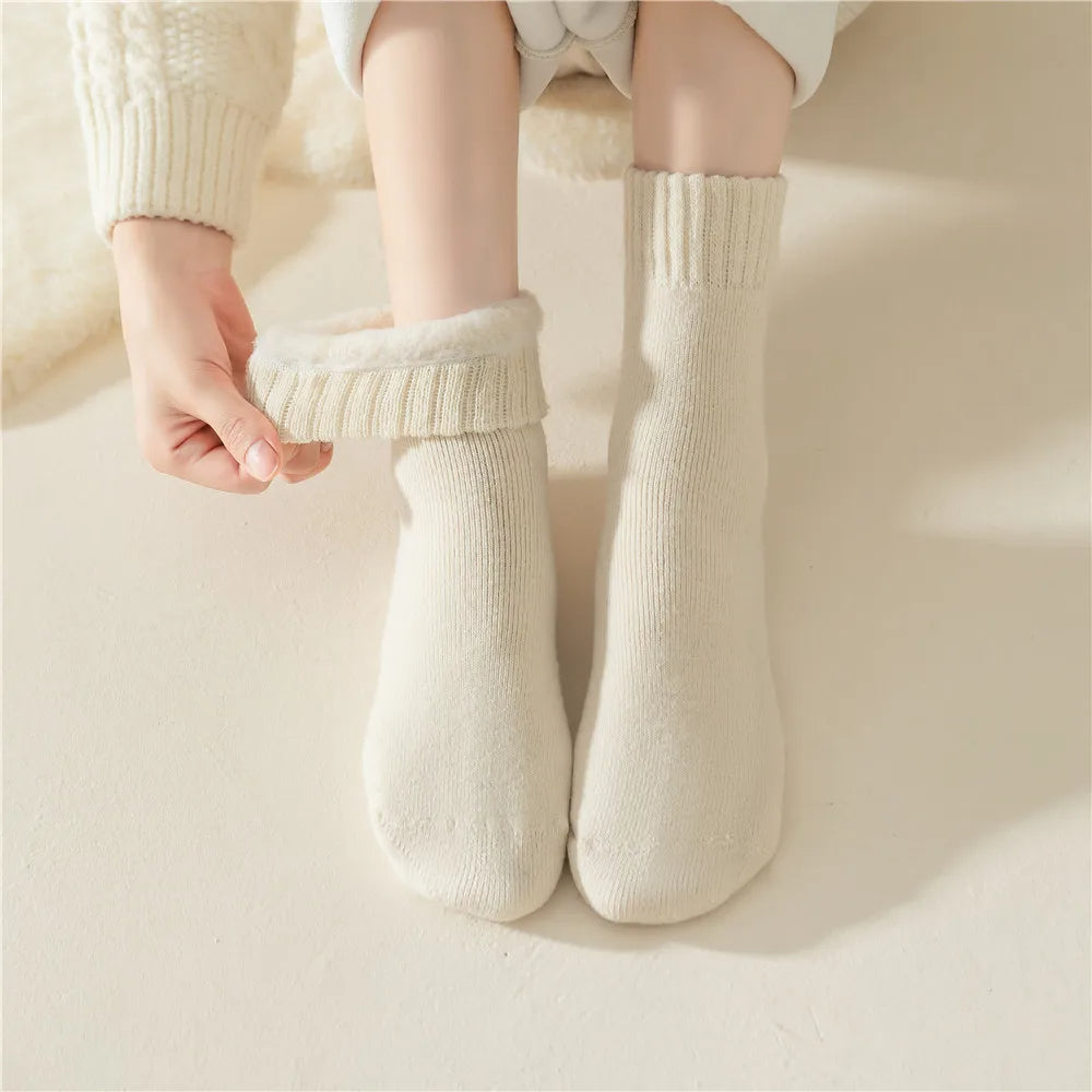 Feelwonder® Cuddly Socks